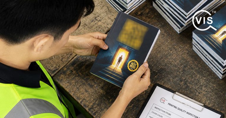 inspector-quality-control-printing-packaging-products-inspection.jpeg