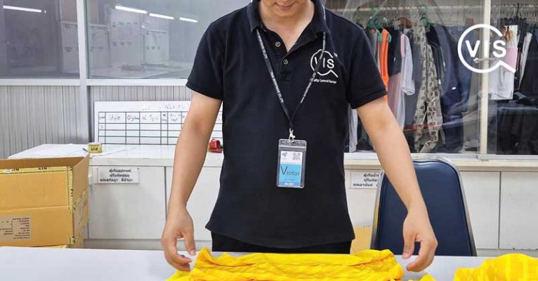 <img src="textile apparel inspection by vis global.jpg" alt="vis-inspector-checking-textile">